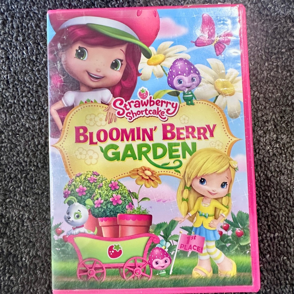 Strawberry Shortcake Bloomin' Berry Garden DVD 2010 Pink Case Complete Untested